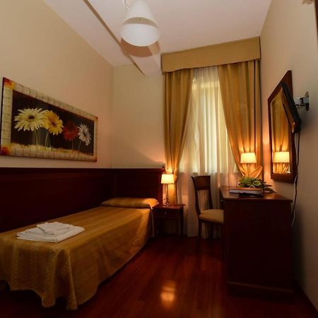 Albergo La Locanda Degli Apolidi Atena Lucana Eksteriør billede