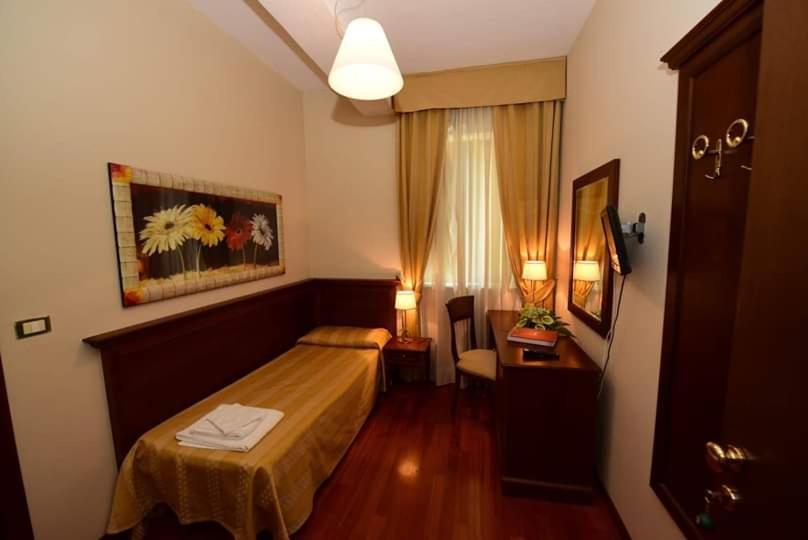 Albergo La Locanda Degli Apolidi Atena Lucana Eksteriør billede