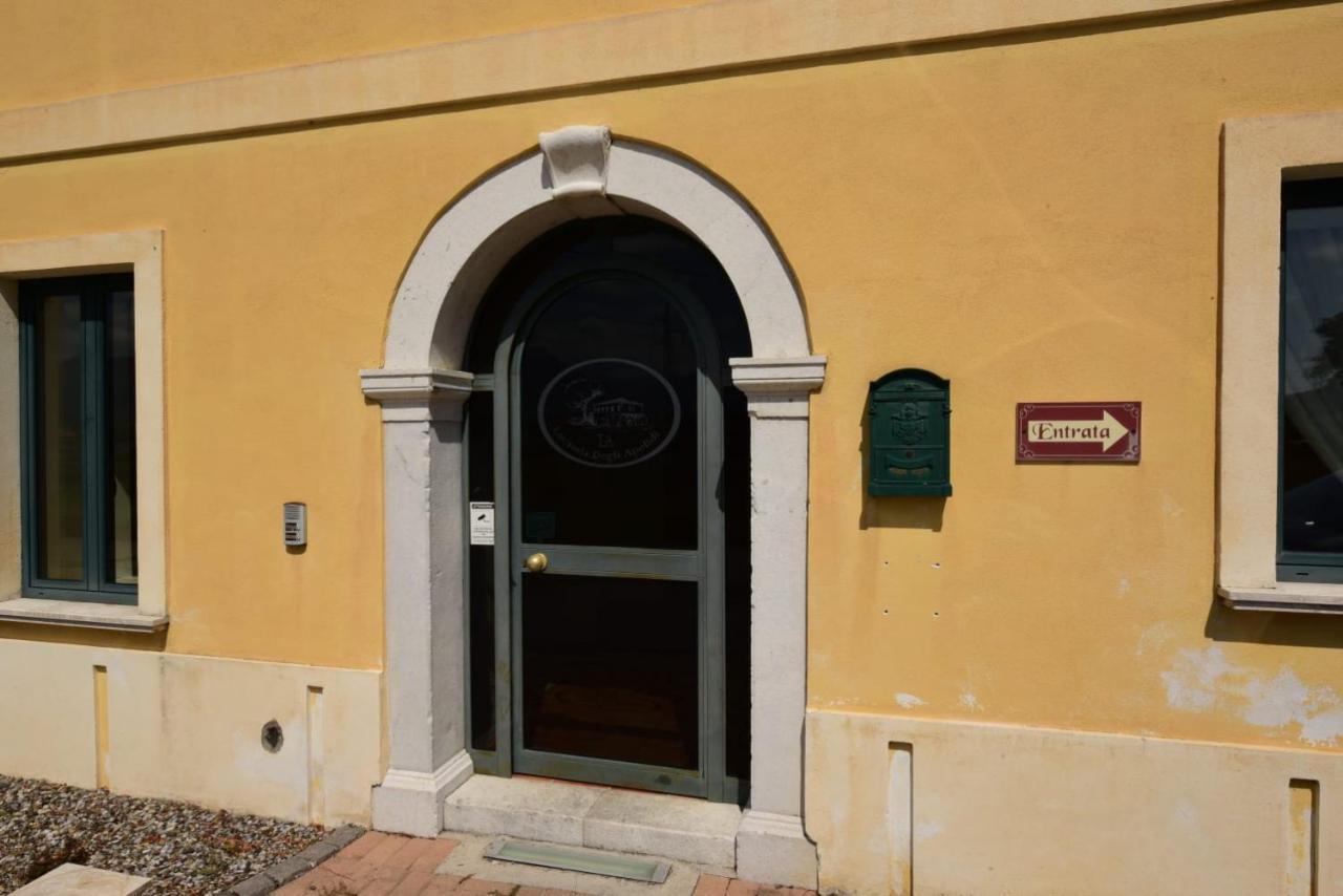 Albergo La Locanda Degli Apolidi Atena Lucana Eksteriør billede